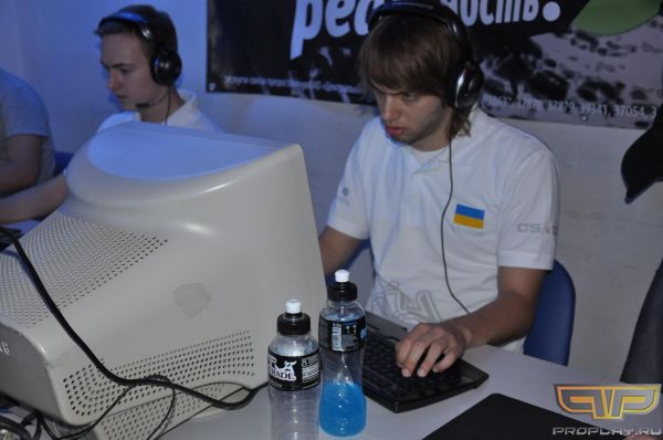 pops � ������